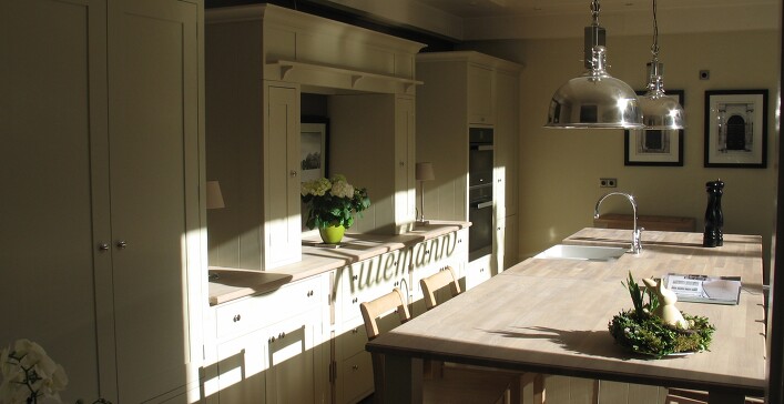 Herzlich Willkommen im Küchenstudio Kulemann Herzlich Willkommen im Küchenstudio Kulemann